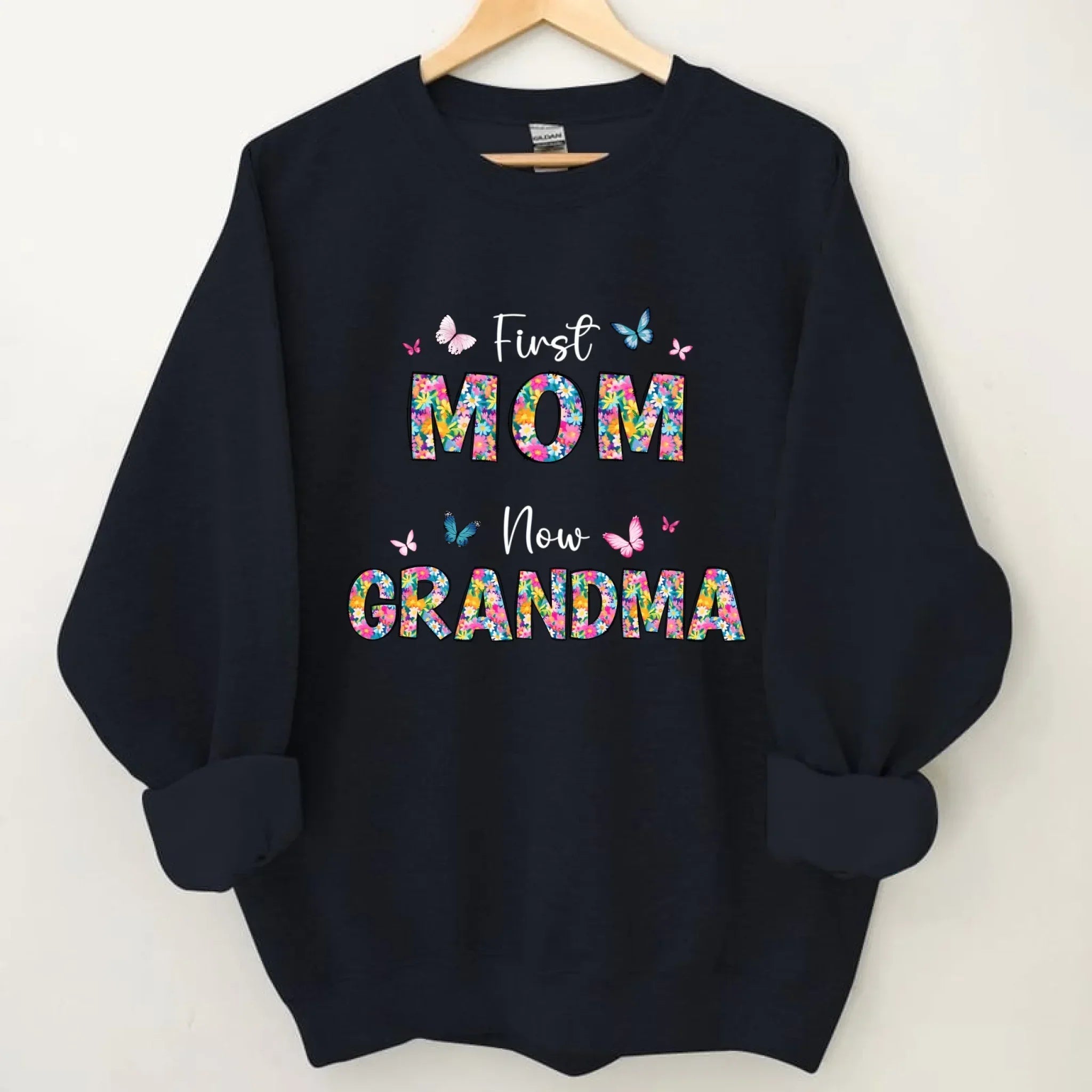 First Mom Now Grandma Floral - Personalized Clothes - Gifts for Family - Joliny