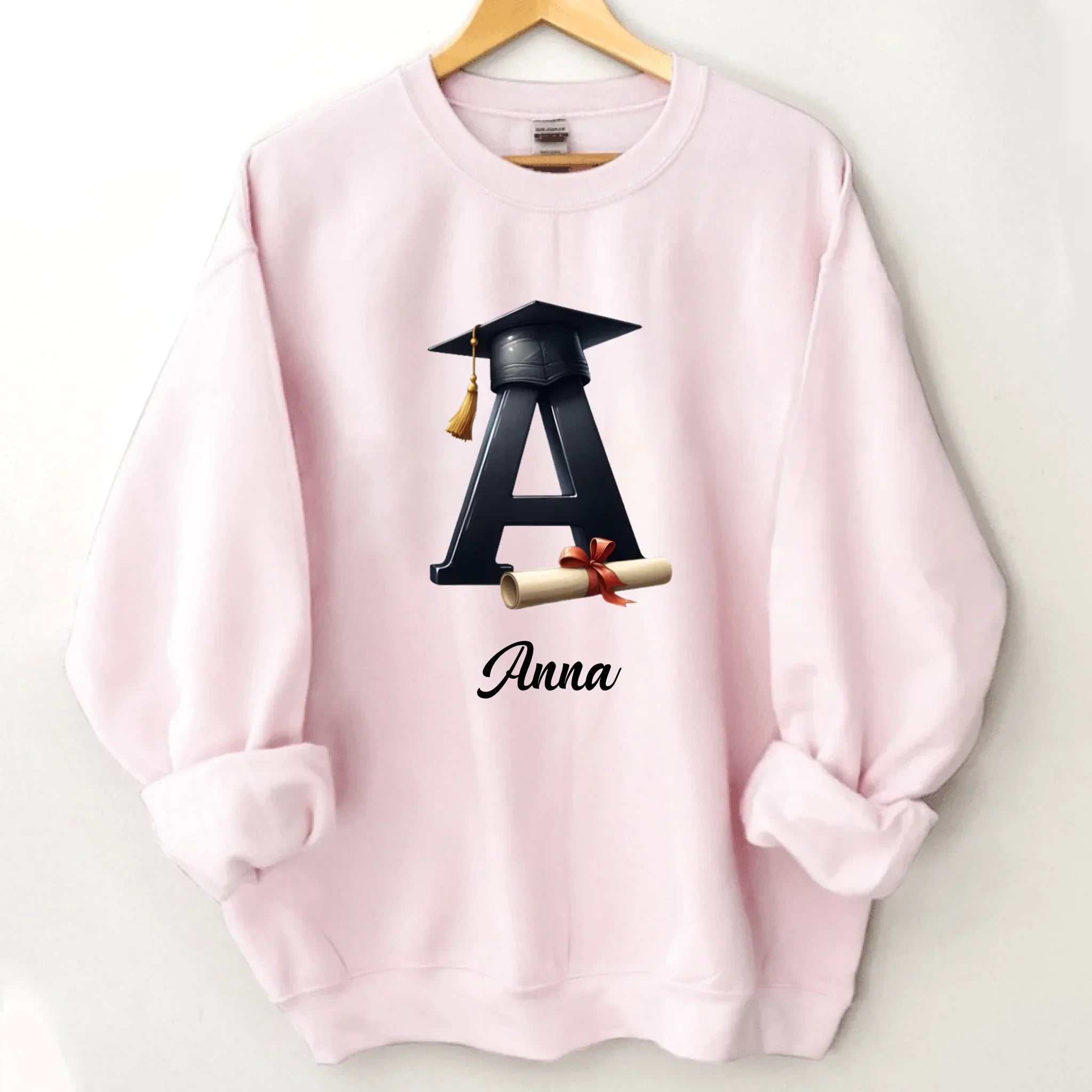 Customized Initial Letter with Graduation Cap - Personalized Graduation Theme Clothes - Gift for Graduates - Joliny