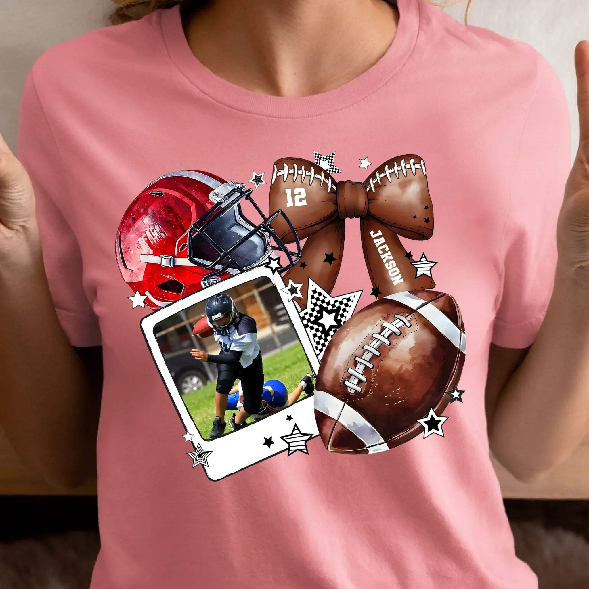 crewneck-tee-mockup-of-a-woman-making-peace-signs-with-her-hands-m37293