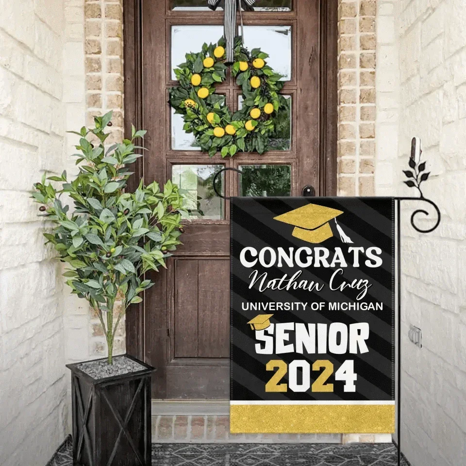 Best Gift Idea Graduation Garden Flag, Class of 2024, Senior Gift - Joliny