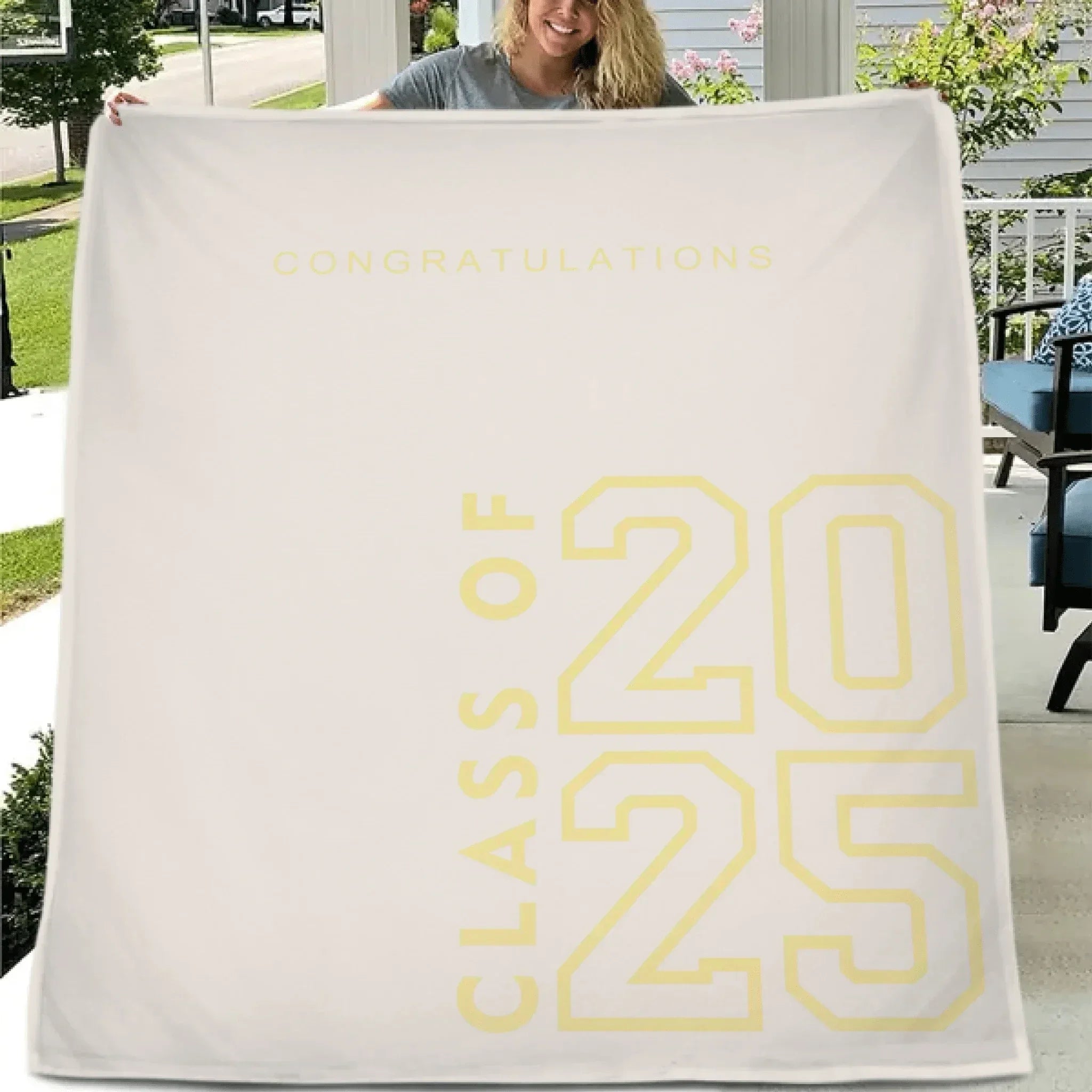 Class of 2025 Customized Graduation Blanket - Personalized with school name - Graduation Gifts for Kids, Classmates and Friends - Joliny