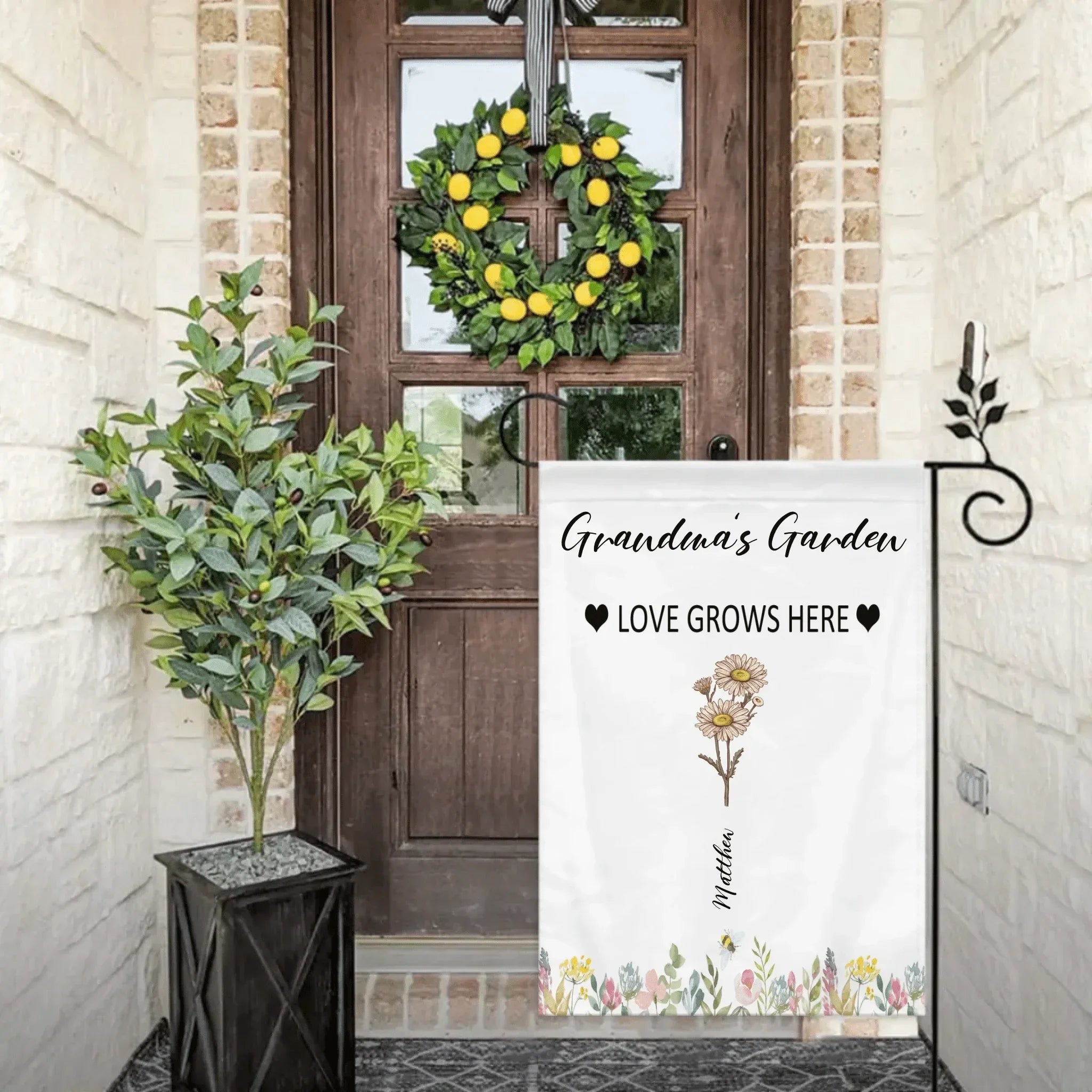 Customized Garden Themed Decorative Flags - Personalized Birthday Flower and Name Bush Pattern Flags - A Gift For Family,Friend,Flower Lovers - Joliny