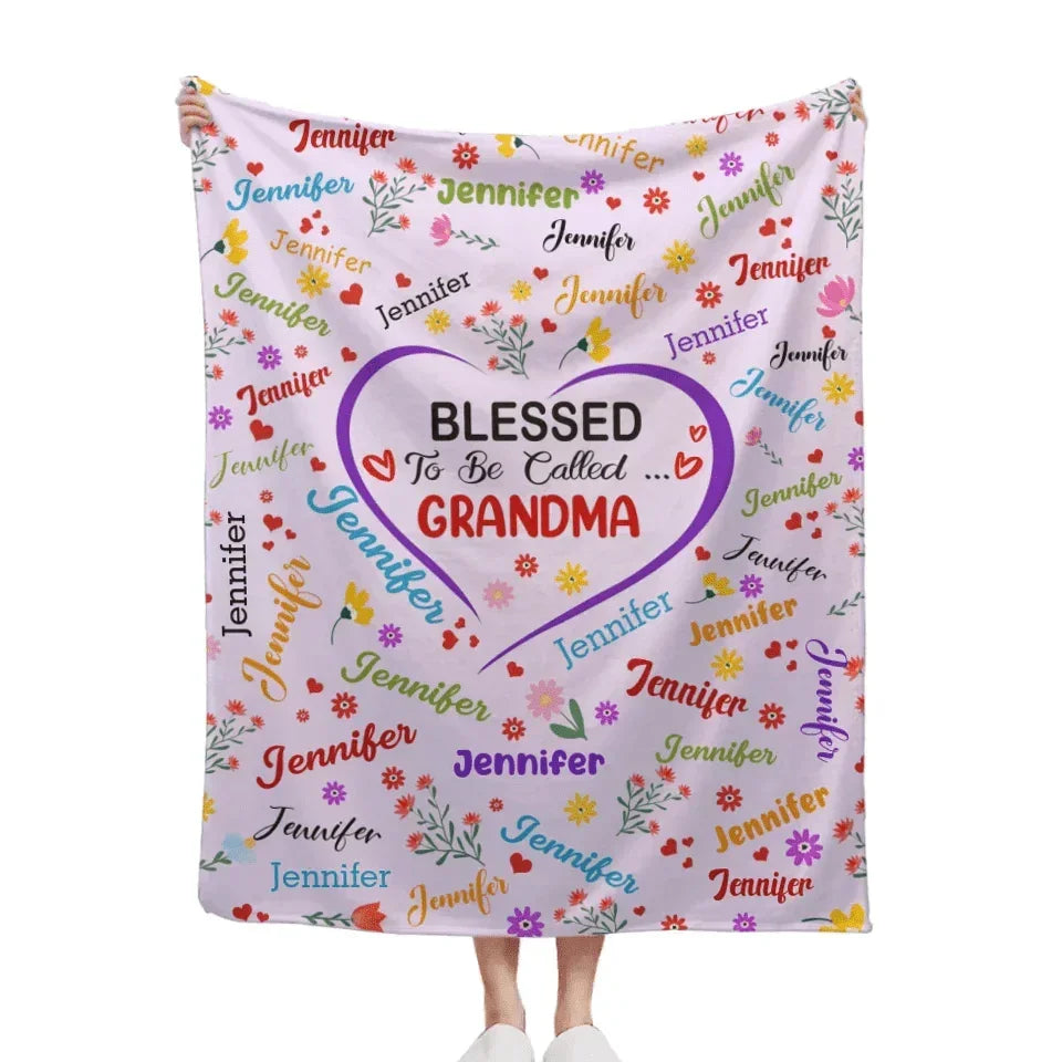 Customized Small Flower And Heart Pattern Blanket - Personalized Nickname And Name Flannel Blanket - Loving Gifts For Family Members,BFF - Joliny