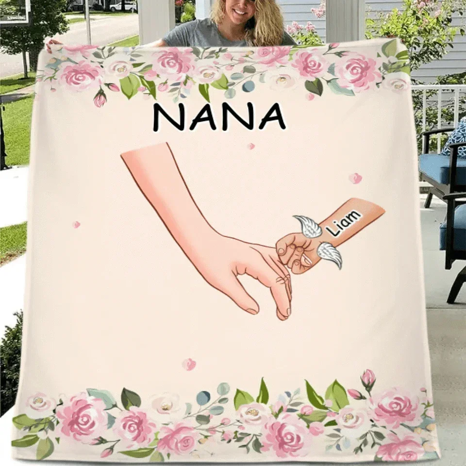Grandma Hold Grandkids' Hands - Personalized Blanket - Joliny