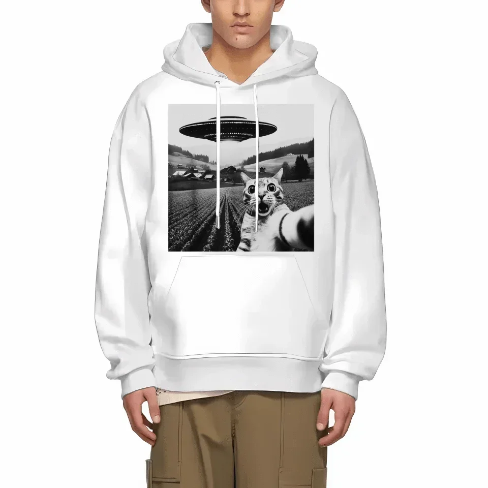 Cat and UFO Funny Selfie Pattern Clothes - A Gift For Friend,Family,Colleagues,Fellow Student,Roommates - Joliny