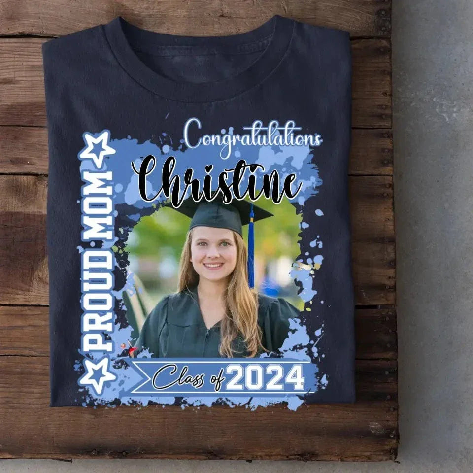Personalized T-shirt - Graduation Keepsake Gift - Watercolor Proud Mom Dad Of A 2024 Graduate Photo - Joliny