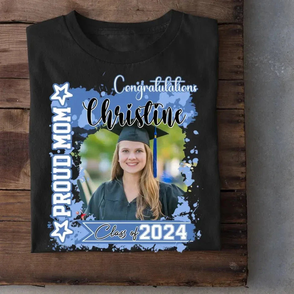 Personalized T-shirt - Graduation Keepsake Gift - Watercolor Proud Mom Dad Of A 2024 Graduate Photo - Joliny