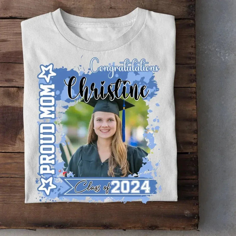 Personalized T-shirt - Graduation Keepsake Gift - Watercolor Proud Mom Dad Of A 2024 Graduate Photo - Joliny