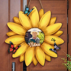 Custom Photo The World Best Nana - Family Personalized Custom Home Decor Wood Sign - House Warming Gift For Mom, Grandma