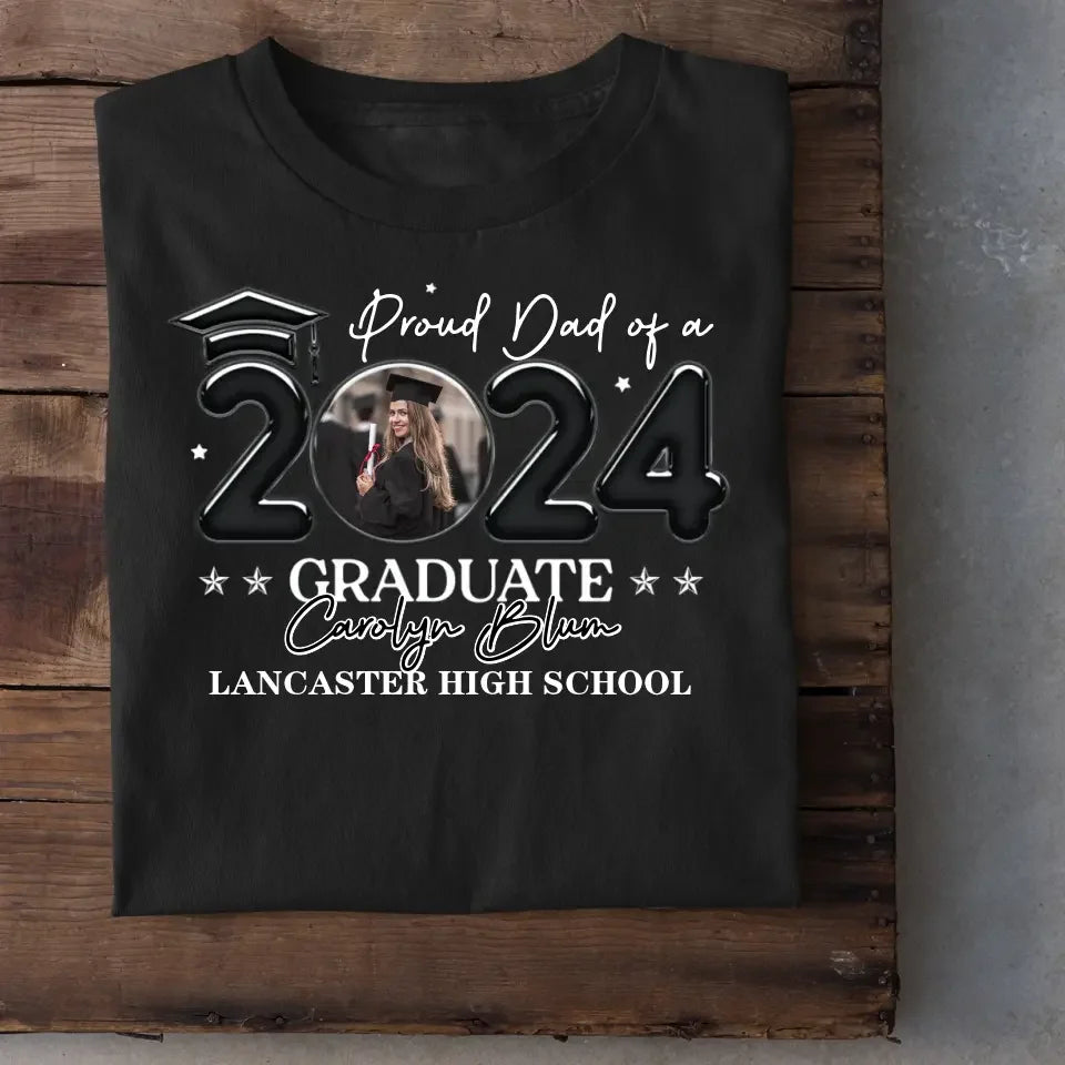 Personalized T-shirt - Graduation Keepsake Gift - Balloon Style Proud Mom Dad Of A 2024 Graduate Photo - Joliny