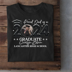 Personalized T-shirt - Graduation Keepsake Gift - Balloon Style Proud Mom Dad Of A 2024 Graduate Photo