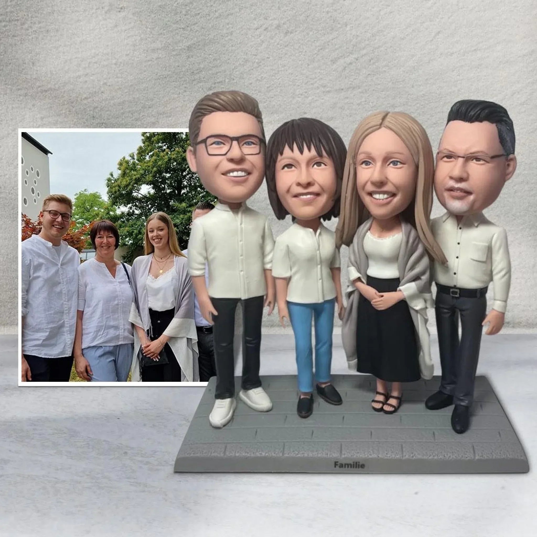 Personalized Photo-Crafted Clay Figurine - A Unique Gift-Customize 3 people - Joliny