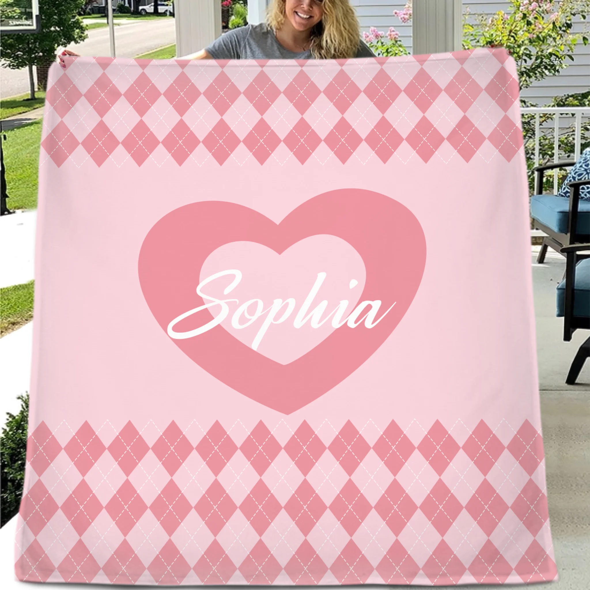 Custom Vintage Checker Heart Blanket – Personalized Argyle Heart Soft Throw – Gift for Girls