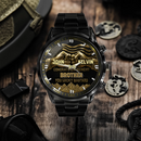 Watch-mockup-scene2