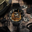 Watch-mockup-scene2