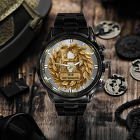 Watch-mockup-scene2