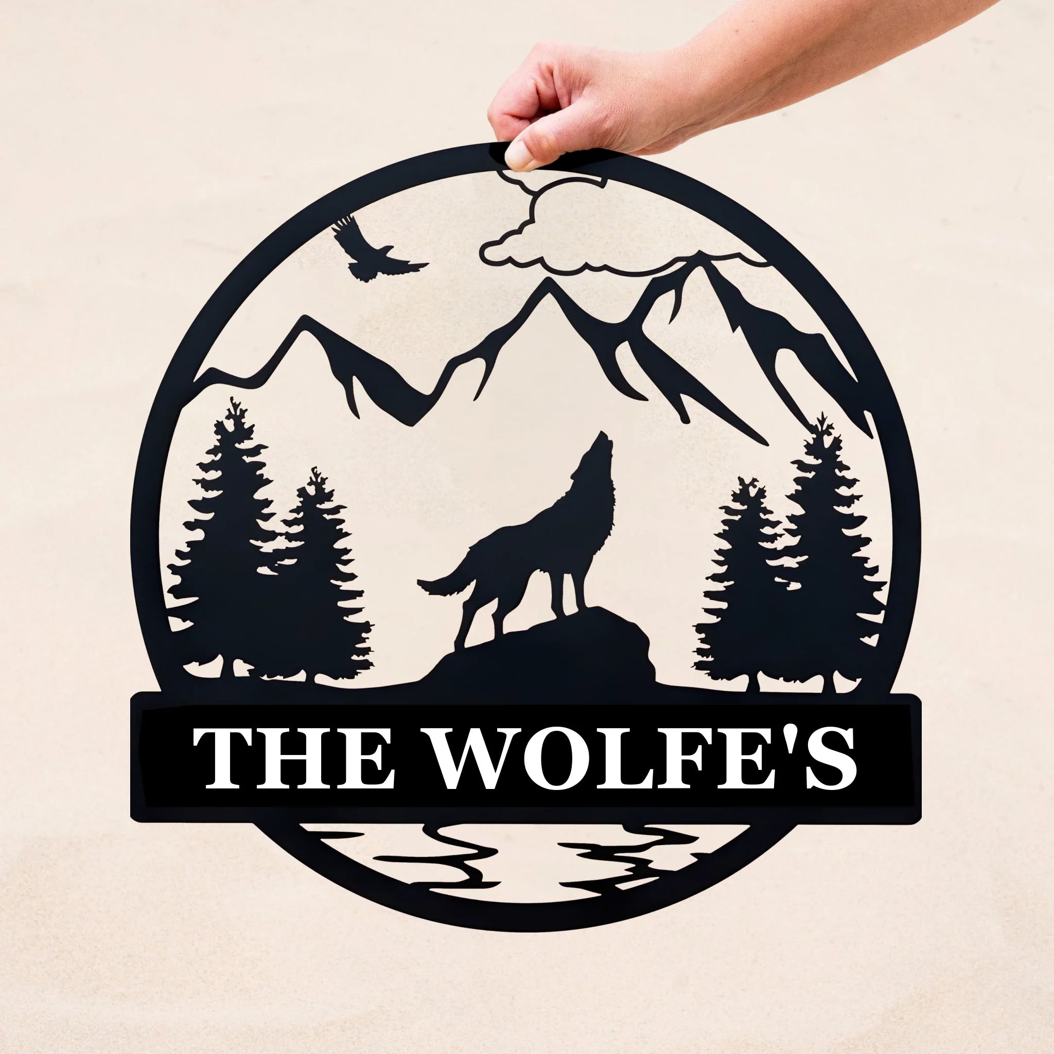 Customized Wolf Howling Metal Sign - Personalized Name Round Sign - Exclusive House Decoration Gifts