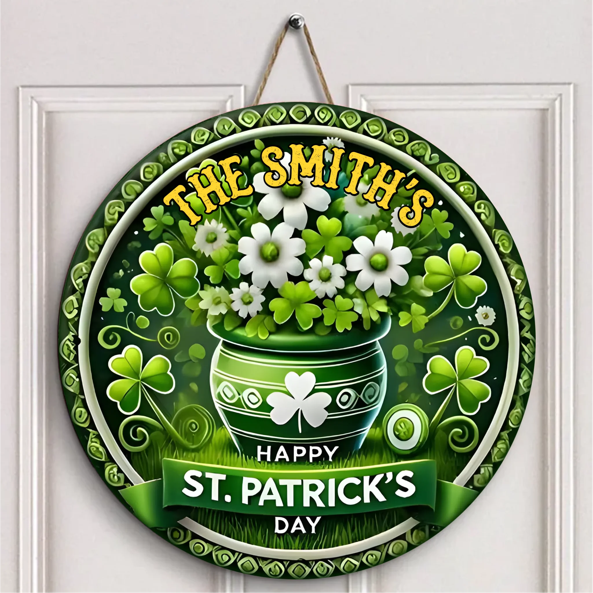 St. Patrick's Day Shamrock Wreath Customized Wooden Doorplates - Personalized Name Door Sign - Gift For Family, Best Friends, Irish Lovers, Holiday Decor Lovers