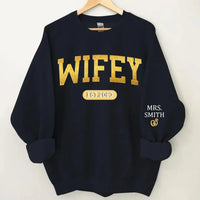 Couple's Anniversary Customized Clothing - Personalized Date and Name Couple Sweatshirt - A Commemorative Gift For Husband,Wife - Joliny
