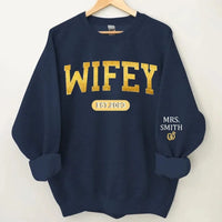 Couple's Anniversary Customized Clothing - Personalized Date and Name Couple Sweatshirt - A Commemorative Gift For Husband,Wife - Joliny