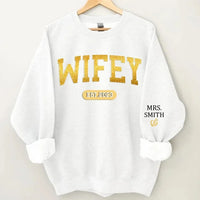 Couple's Anniversary Customized Clothing - Personalized Date and Name Couple Sweatshirt - A Commemorative Gift For Husband,Wife - Joliny