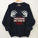 Customized Trend T-shirt - Personalized Name Handprint Pattern Costume - Gifts for Friends,Family,Roommates - Joliny