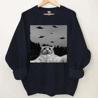 Weird Theme Kittens and UFO Clothe - A Gift For Friend,Family,Colleagues,Fellow Student,Roommates - Joliny