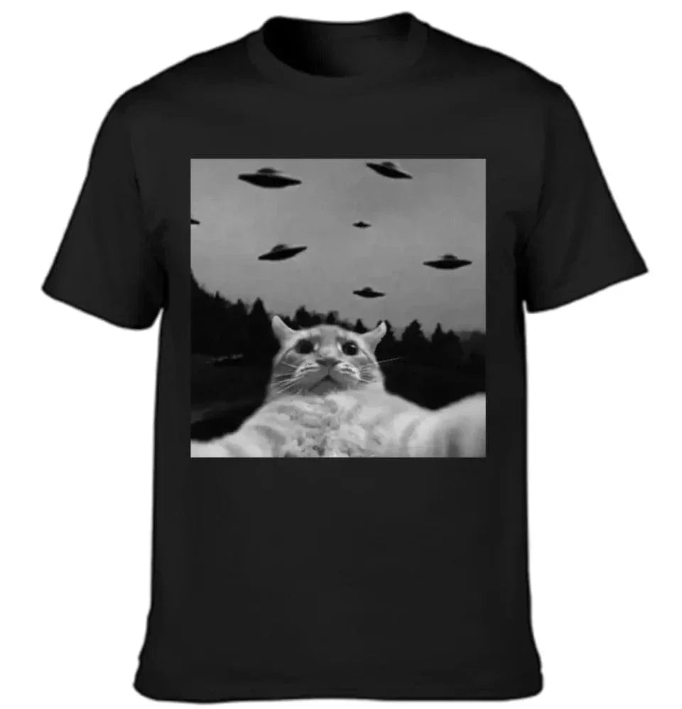 Weird Theme Kittens and UFO Clothe - A Gift For Friend,Family,Colleagues,Fellow Student,Roommates - Joliny
