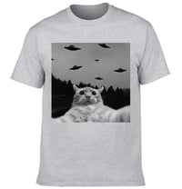 Weird Theme Kittens and UFO Clothe - A Gift For Friend,Family,Colleagues,Fellow Student,Roommates - Joliny