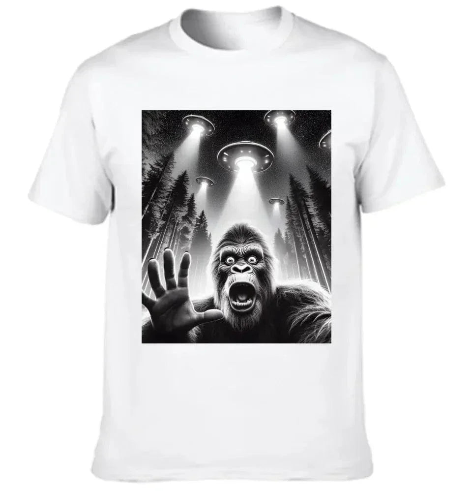 Terrified Orangutan and UFO Selfie Fun Costume - A Gift For Friend,Family,Colleagues,Fellow Student,Roommates - Joliny