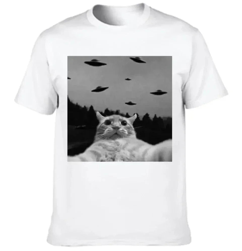 Weird Theme Kittens and UFO Clothe - A Gift For Friend,Family,Colleagues,Fellow Student,Roommates - Joliny