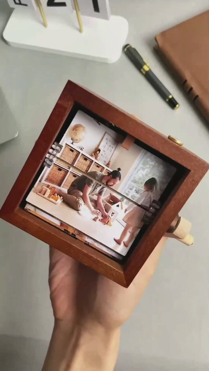 Custom Halloween Photo Flipbook Frame Animation Machine Hand-cranked Detachable Photos Flipbook Box Photo Album with Light Halloween Gifts
